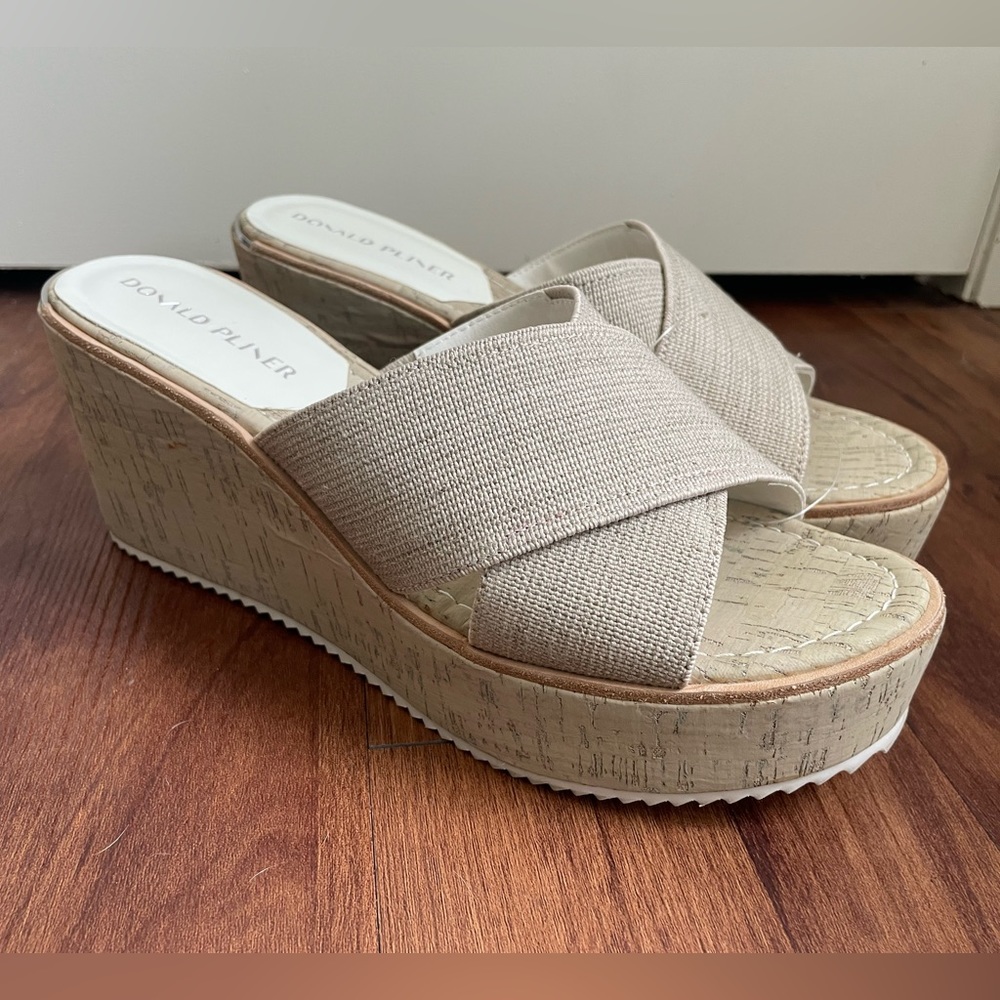 Donald Pliner Ideal Platform Wedge Sandal - Size 9.5